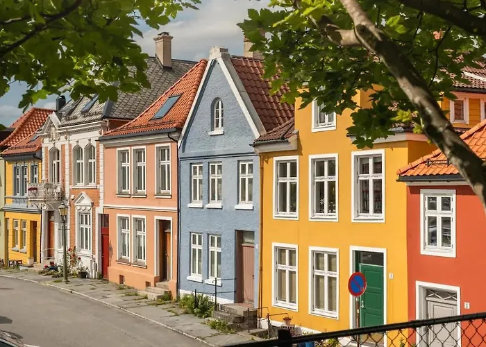 Cozy Loft With King Bed In The Middle Of Town *